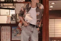 吃瓜娱乐王俊凯图片,萌态十足引网友热议